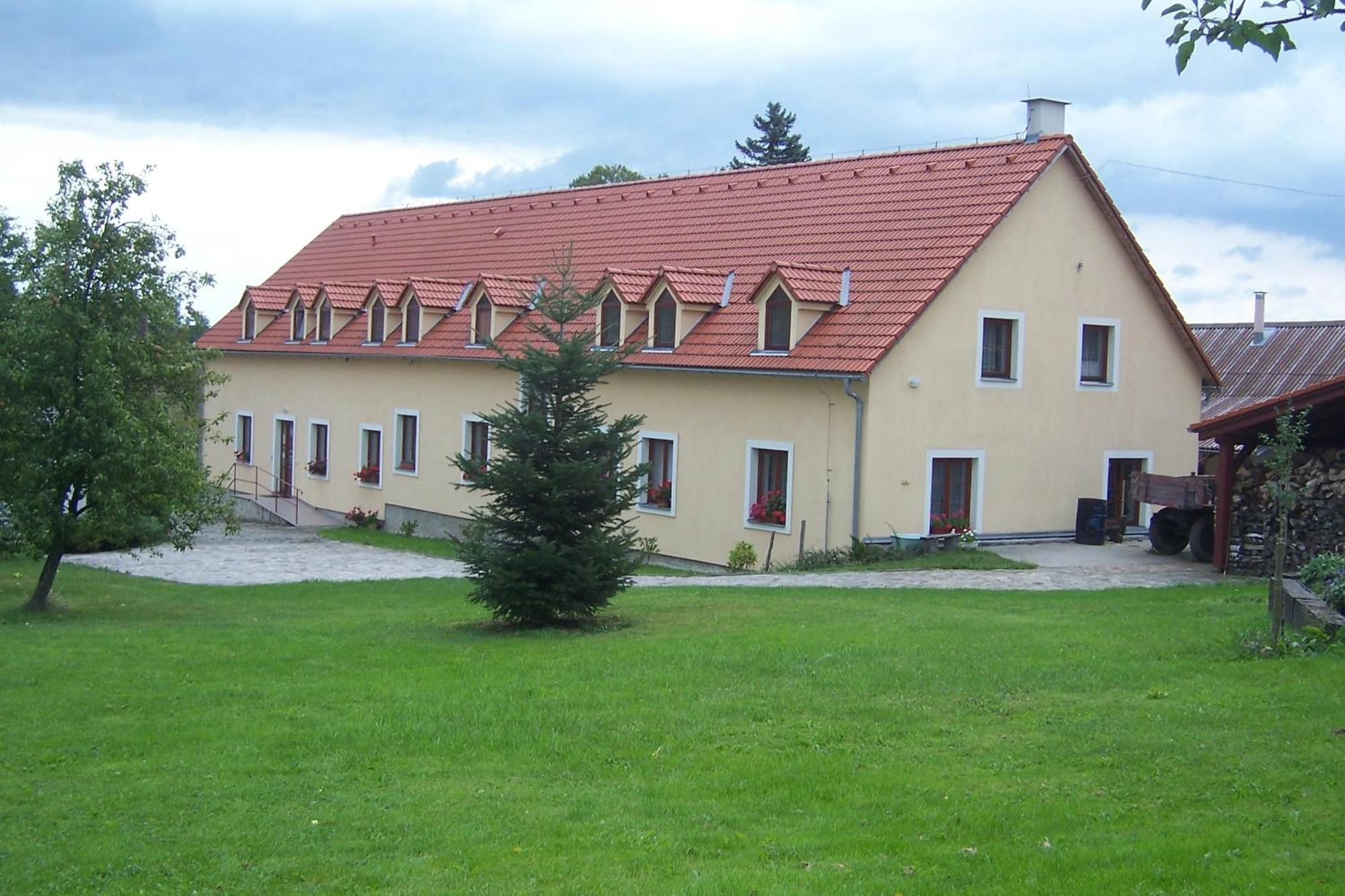 Penzion U Krumlova Srnín Exteriör bild